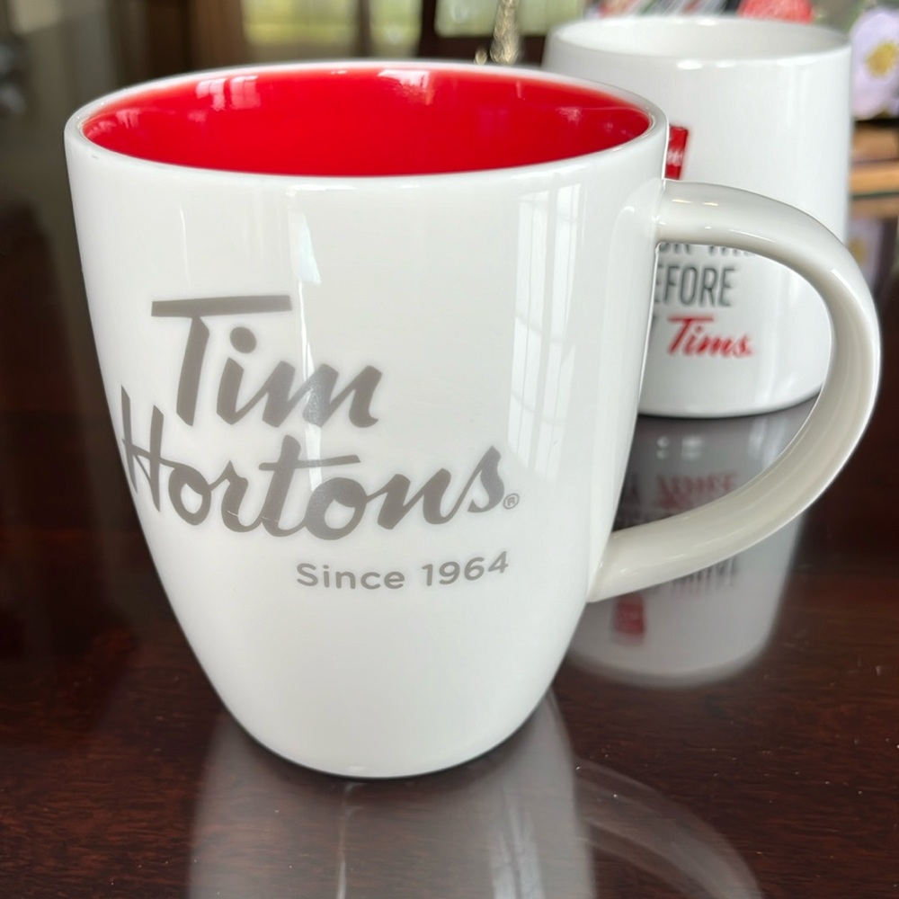 Tim Hortons Coffee Cup Limited Edition White Red 2014